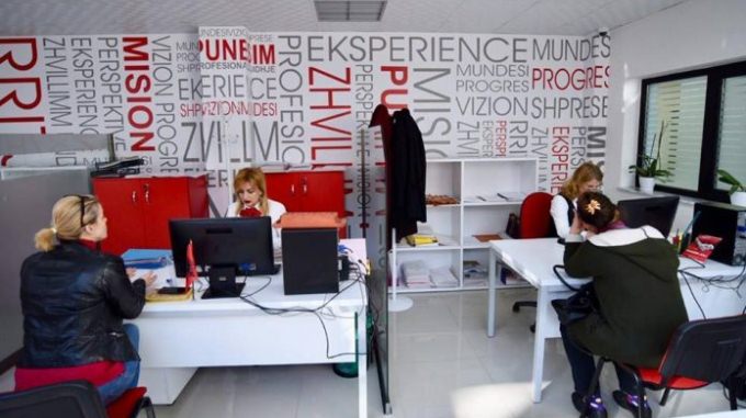 Papunesia ne nivelet me te uleta: Tregu i punes nuk reflekton situaten ekonomike
